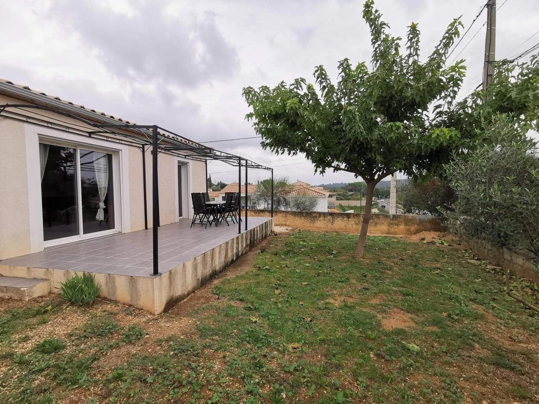Le Circuit Du Soleil Villa Lédenon Exterior foto